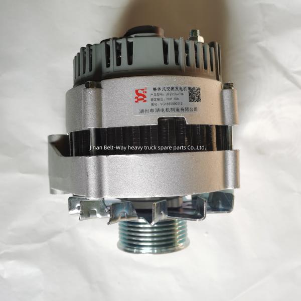 Sinotruk Heavy Duty Truck Engine VG1560090012 Parts Alternator Original Truck