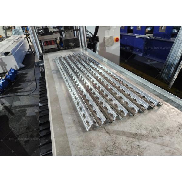 Double Row Roll Forming Machine with Wall Plate Structure Chain-Driven System and Flying Hydraulic Cutter