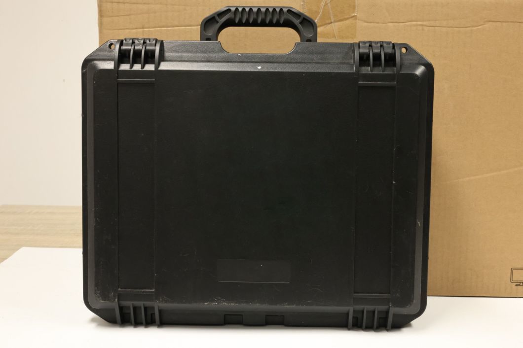 4 Channel (900M, GPS, 2.4G, 5.8G) Anti Drone Device Signal Shielding Drone Suitcase Drone Suppression