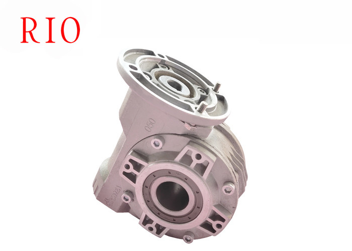 Low Noise VF50 Small Worm Gear Reducer Hole Size 25 High Output Torque
