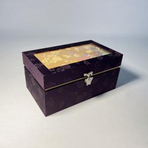 China Purple Luxury Cosmetic Packaging Boxes Facial Cream Packaging Box wholesale