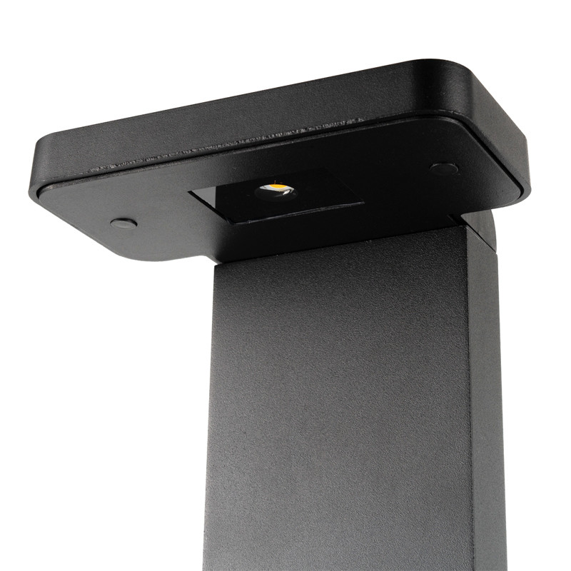 Water Resistant LED Bollard Landscape Lighting Modern Design Long Use Life