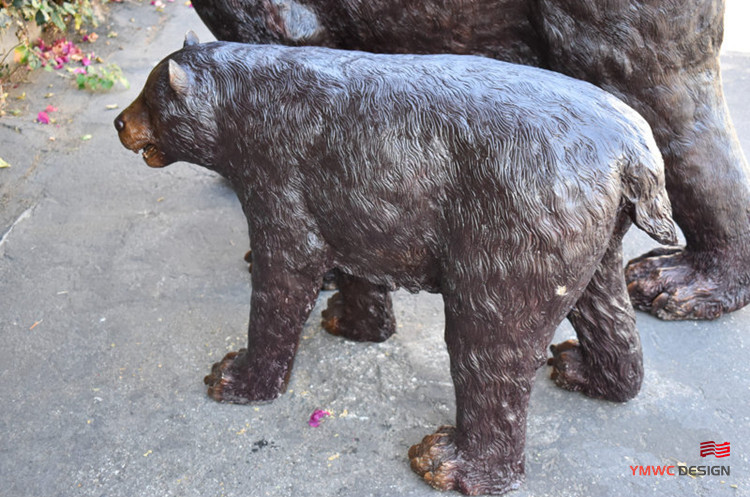 Life-Size Bronze Bear Sculpture Custom Metal Animal Statues for Artistic Installations
