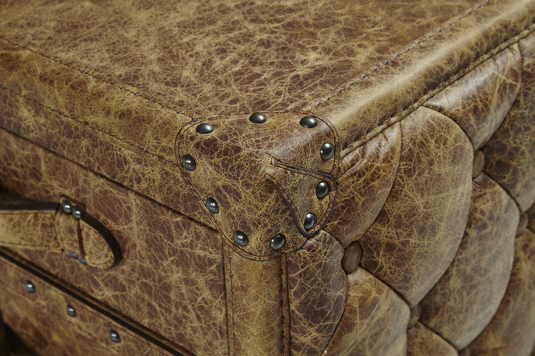 3 Drawers Square Steamer Trunk , Vintage Chest Trunk Full Leather Handle Office Storage