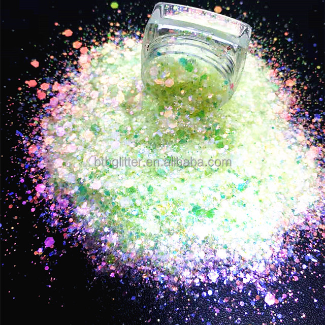 Make a Statement with FASHION Nails Art Chunky Bulk Glitter Bulk Offe