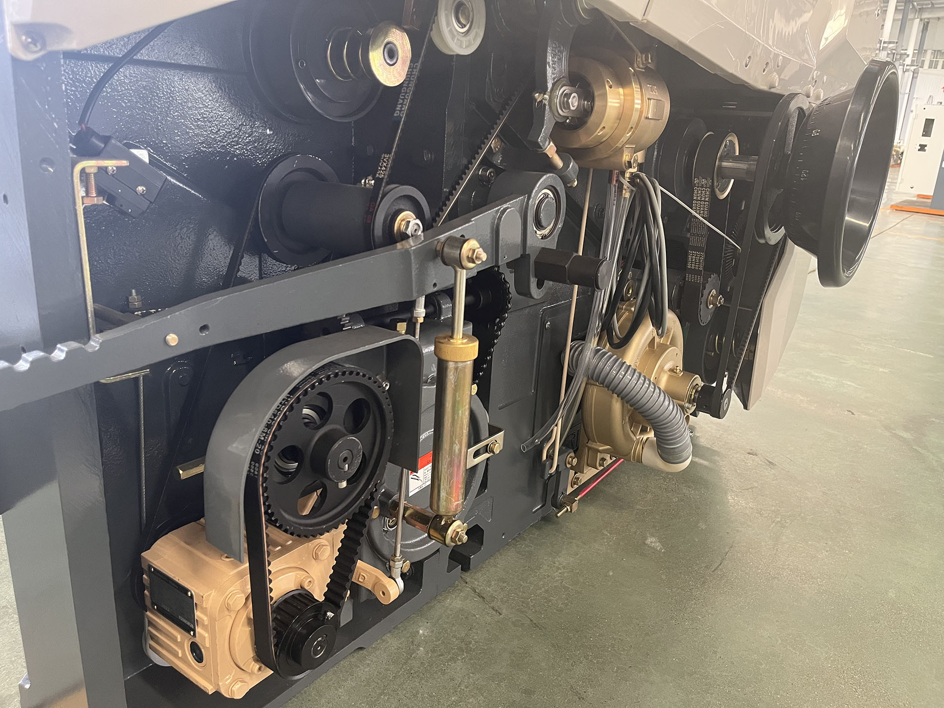 190cm Textile Air Jet Weaving Machine Single Nozzle Plain Shedding