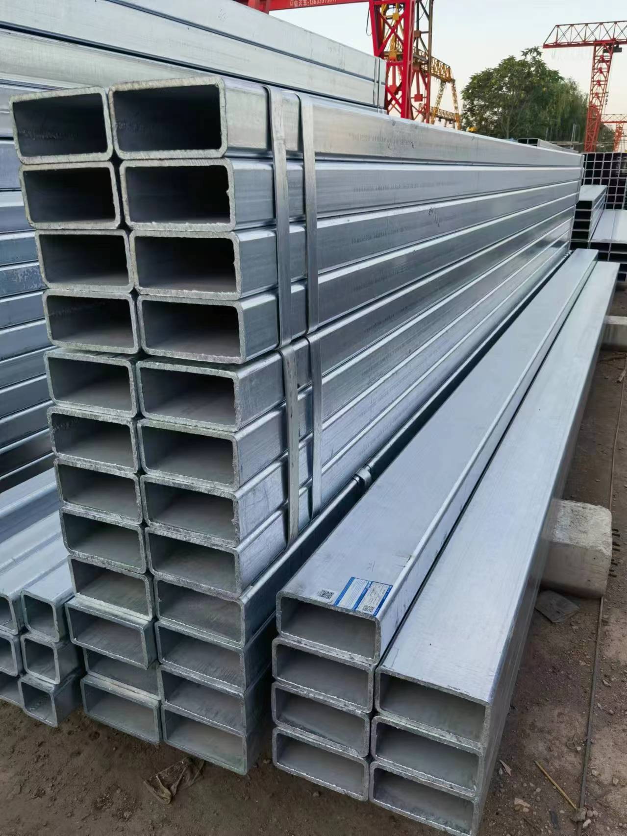 Customized Cupboard Construction Galvanized Steel Square Tube with 3mm Thickness