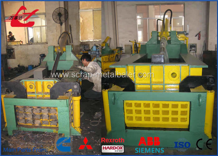 Forward Out Aluminum Scrap Metal Baler Baling Press Machine 18.5kW Motor