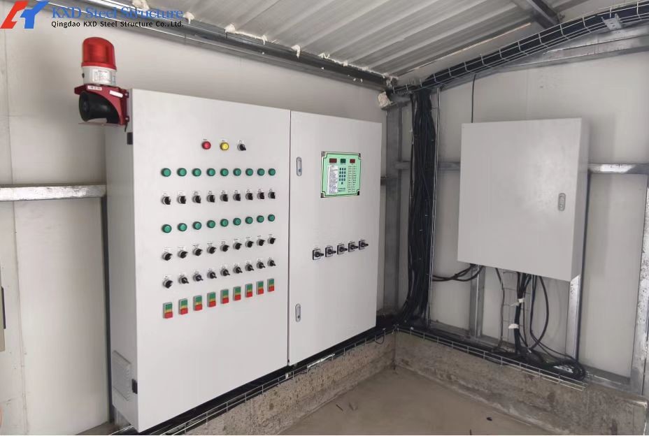 KXD Automatic Poultry Breeding Equipment Chicken House Feeding Line