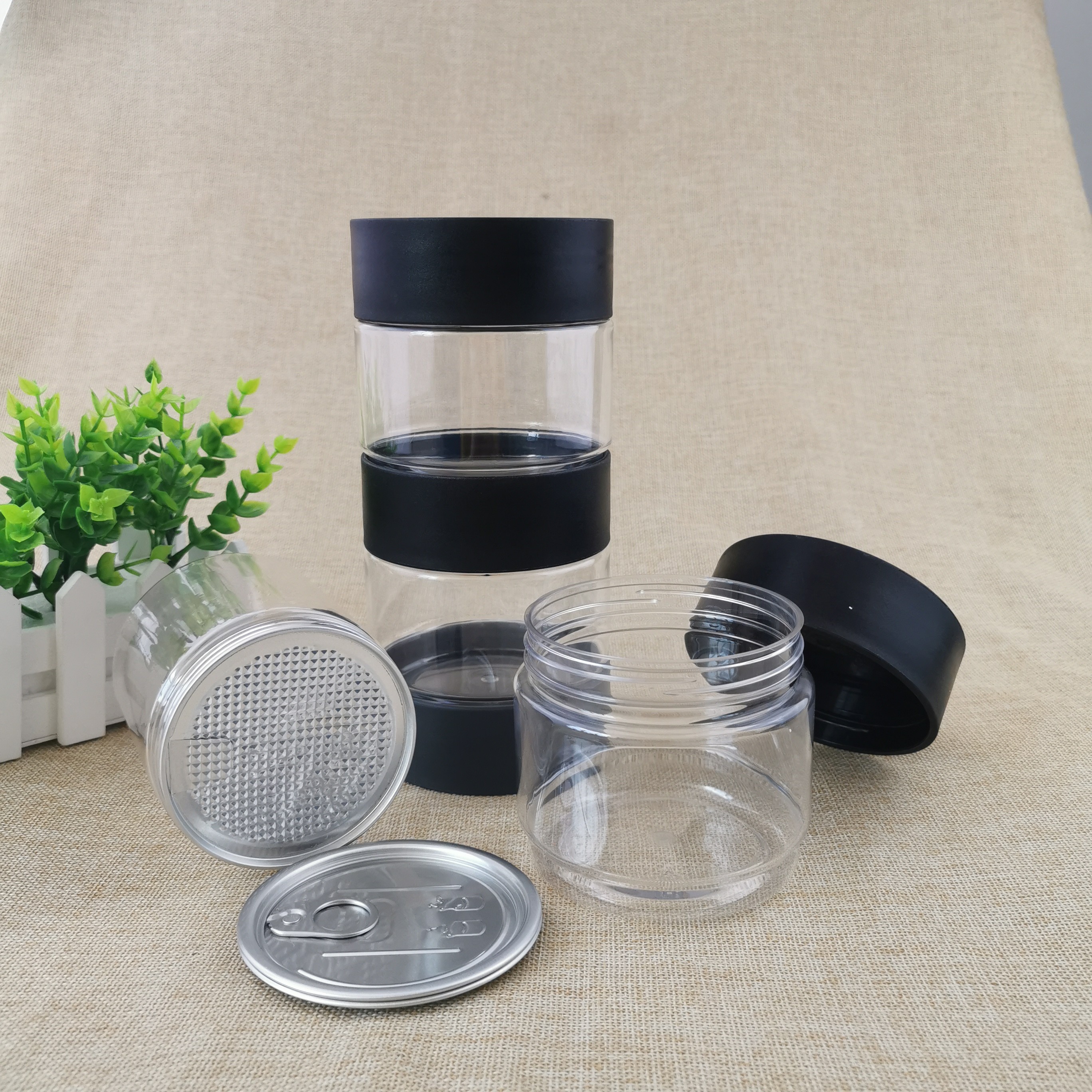 438ml Clear PET Food Grade Plastic Jars With Stackable Screw Cap