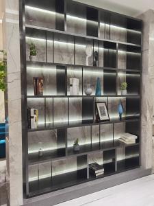 China MDF Glossy Glass Retail Display Cabinet Showcase Furniture Set wholesale
