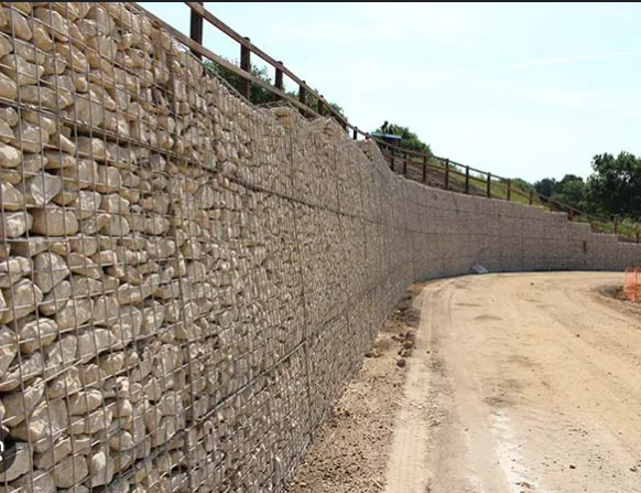 HDP Galvanized Gabion Boxes 5.0mm Thickness Welded Retaining Walls
