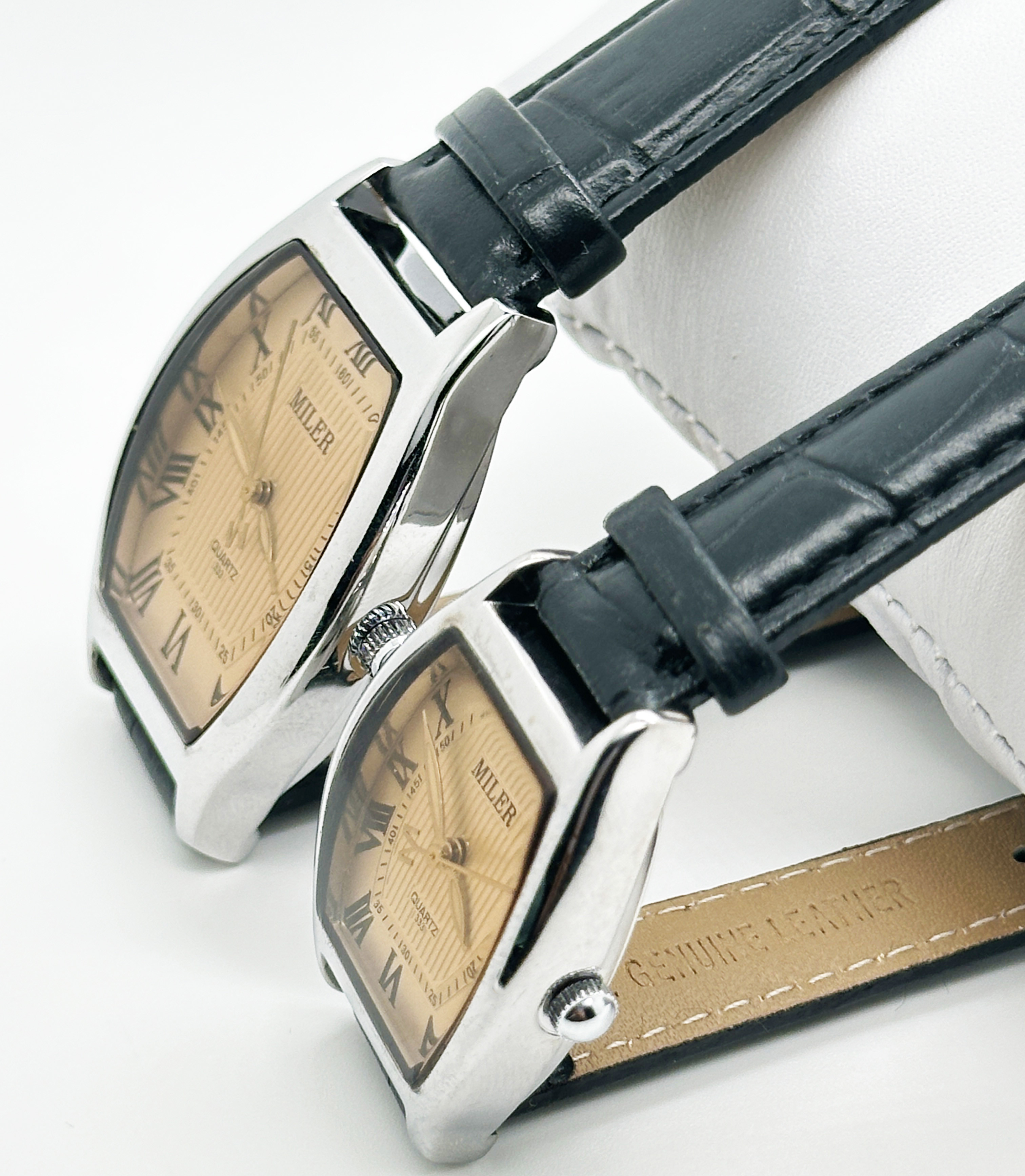 Elegant Analog Stylish Couple Watch With 40mm Dial Luminous And Leather Band