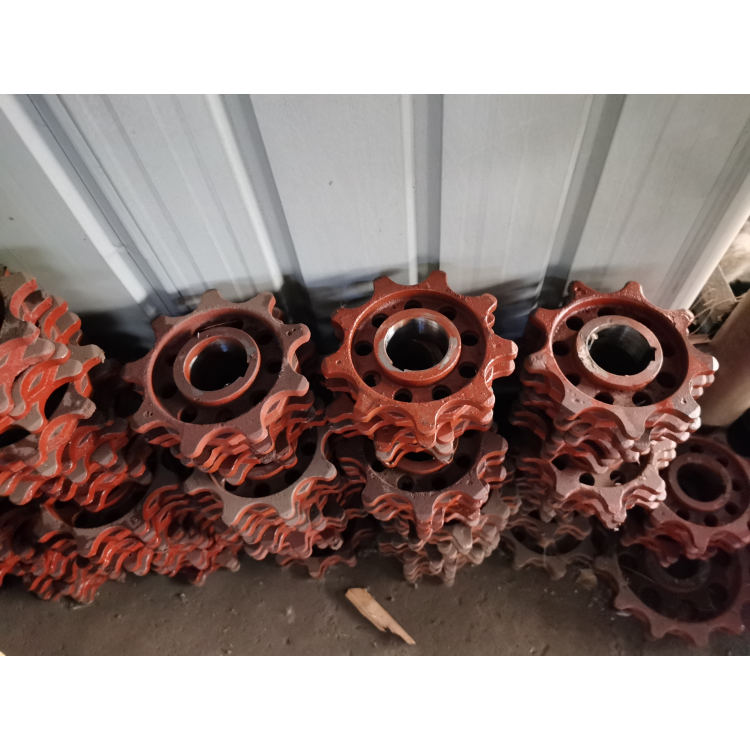 Rustproof Custom Roller Chain Sprocket Wheel Anti Erosion