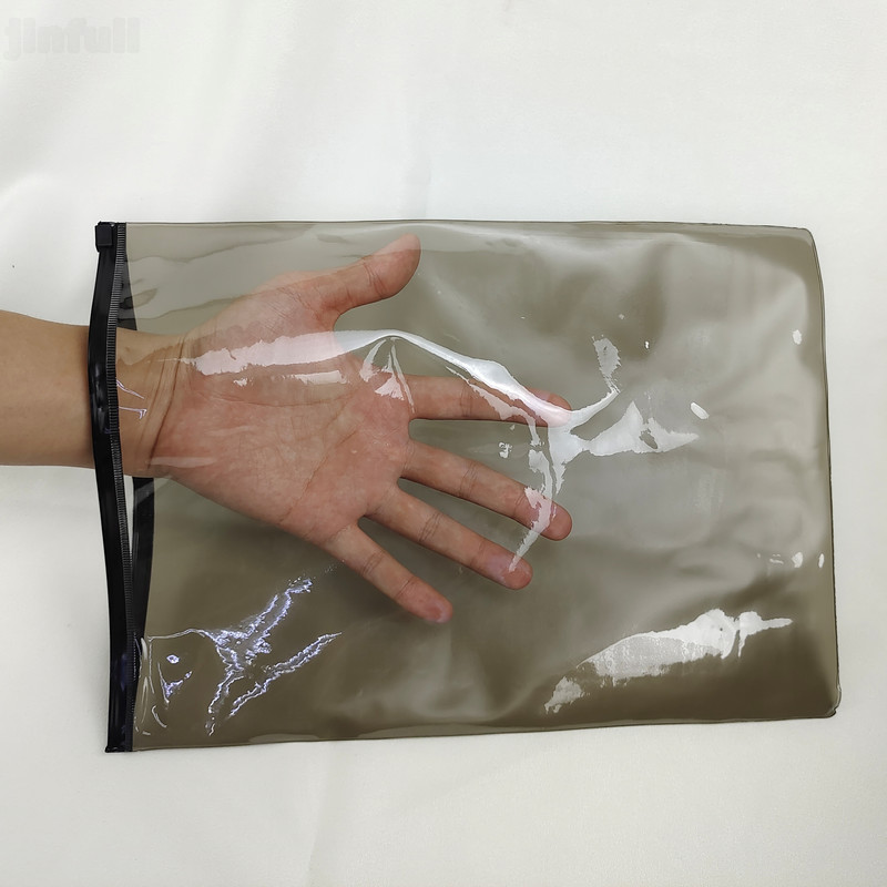 Custom Matte / Frosted PE Clothing Zipper Bags Biodegradable for T Shirt Swimwear