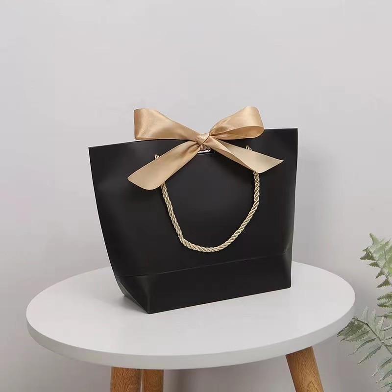 Stamping Logo Light Green Cosmetic Shopping Bag Bow Tie Ribbon White Gift Bag