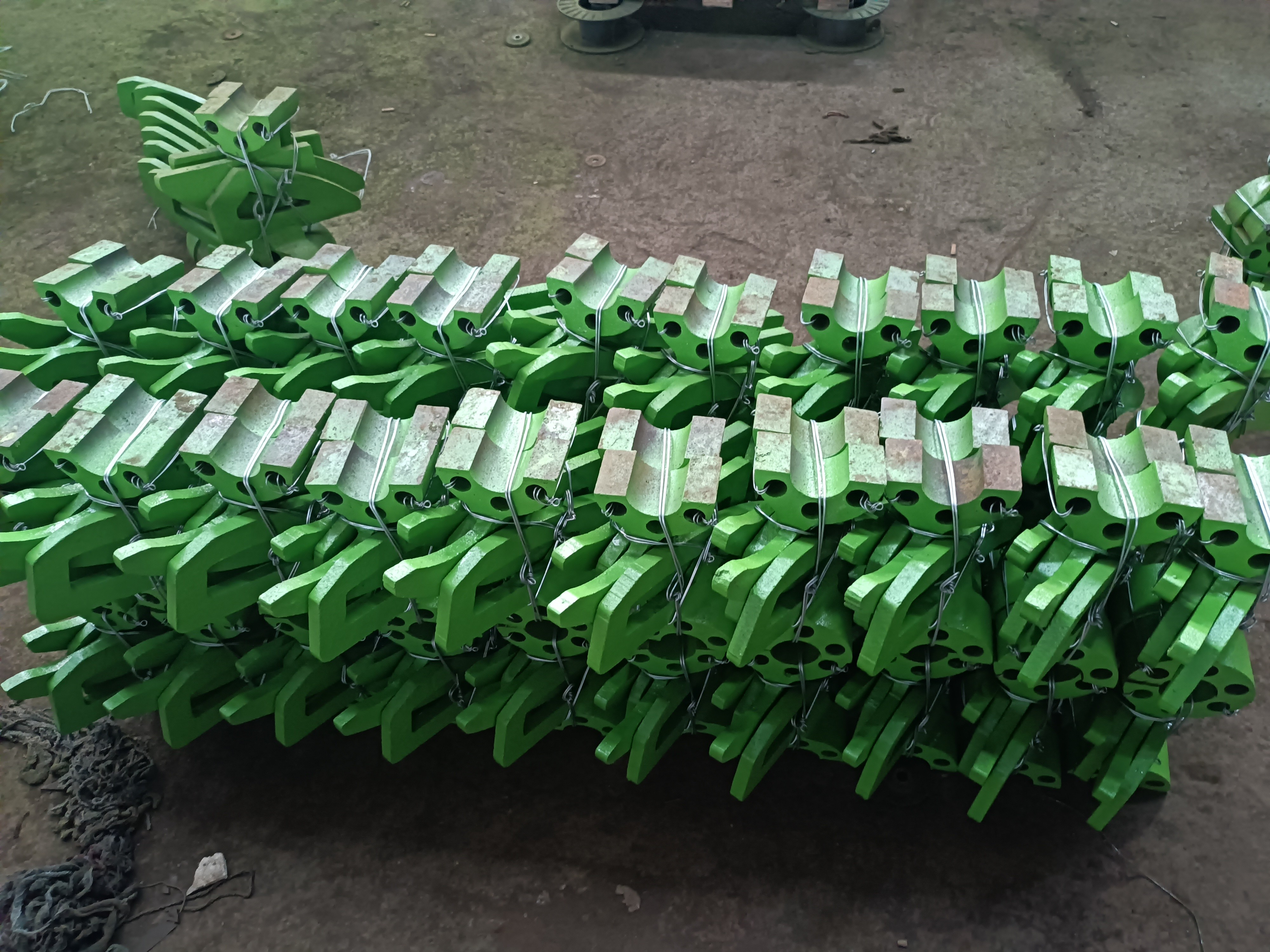 Standard Sizes National Standard Stirring Blade for Zoomlion Large Small Displacement Concrete Pump Trucks Spare Parts