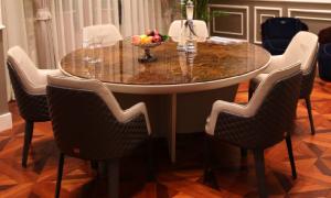 China Commercial Hotel Restaurant Furniture Tables And Chairs Versatile Design wholesale
