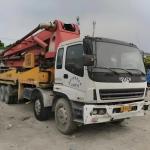 Hydraulic Putzmeister Used Concrete Pumps Trailer 121 Feet Z Shaped