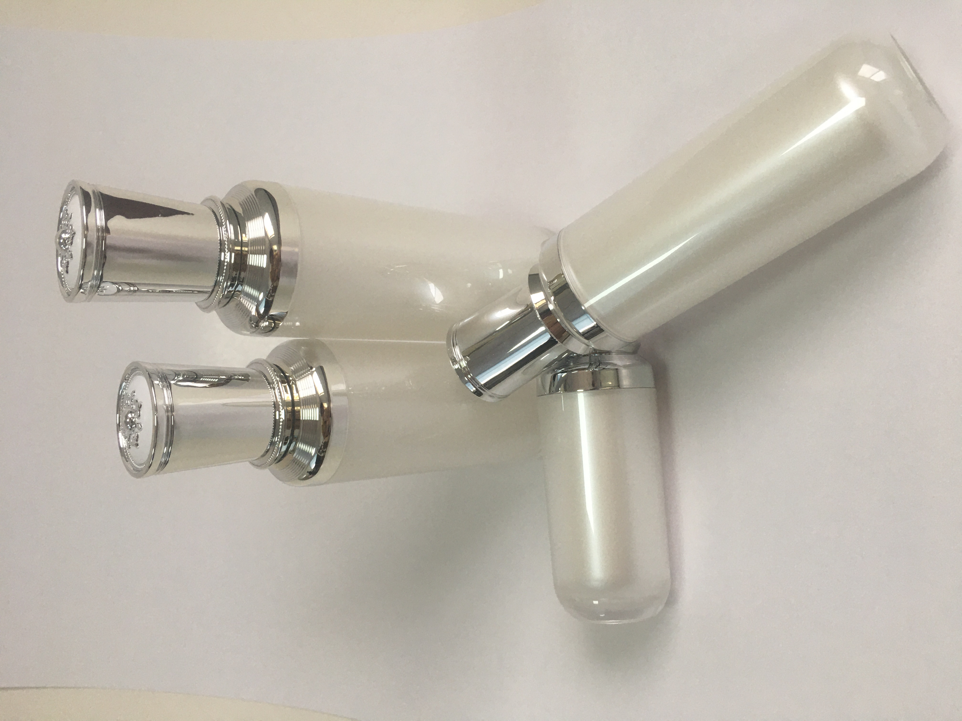 Cosmetic bottle oem lotion bottle 100ml perfume bottle for sale