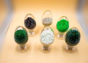 China IV0.85 Resin PET High Temperature Resistant Resin Bottle Grade Plastic PET wholesale