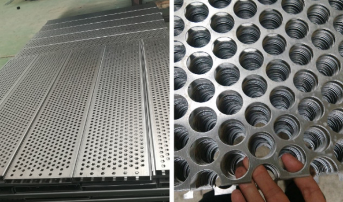 Construction Perforated Metal Mesh Sheet Panels 100mm Hole 0.3mm Thickness