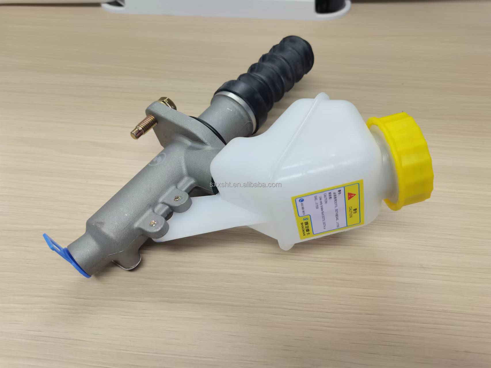 Shacman F2000 F3000 X3000 M3000 Clutch Master Cylinder Dz93189230090 for Big Trucks
