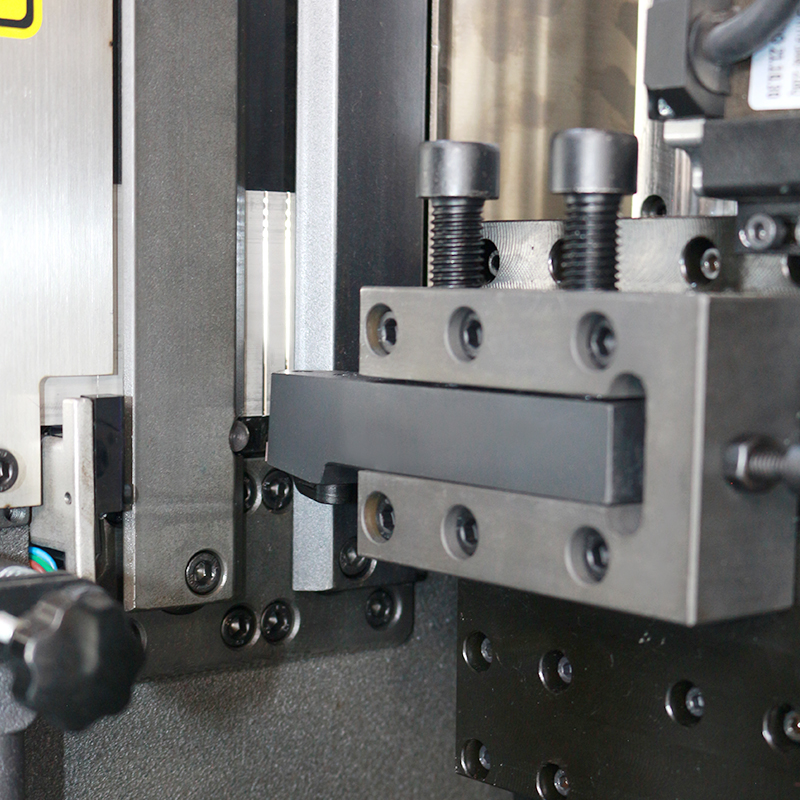 EJON ET20C The Perfect Combination of Double Blade Bending and High Precision Feeding