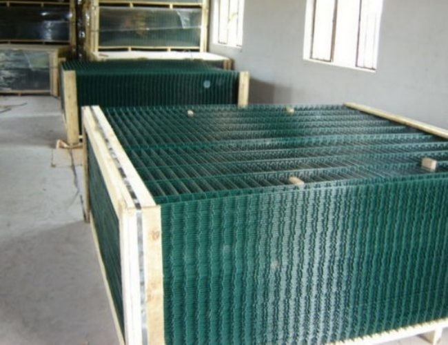 2''× 4'' Rectangle Hole 3D Curved Welded Wire Mesh Fence Weldmesh Fencing Panels