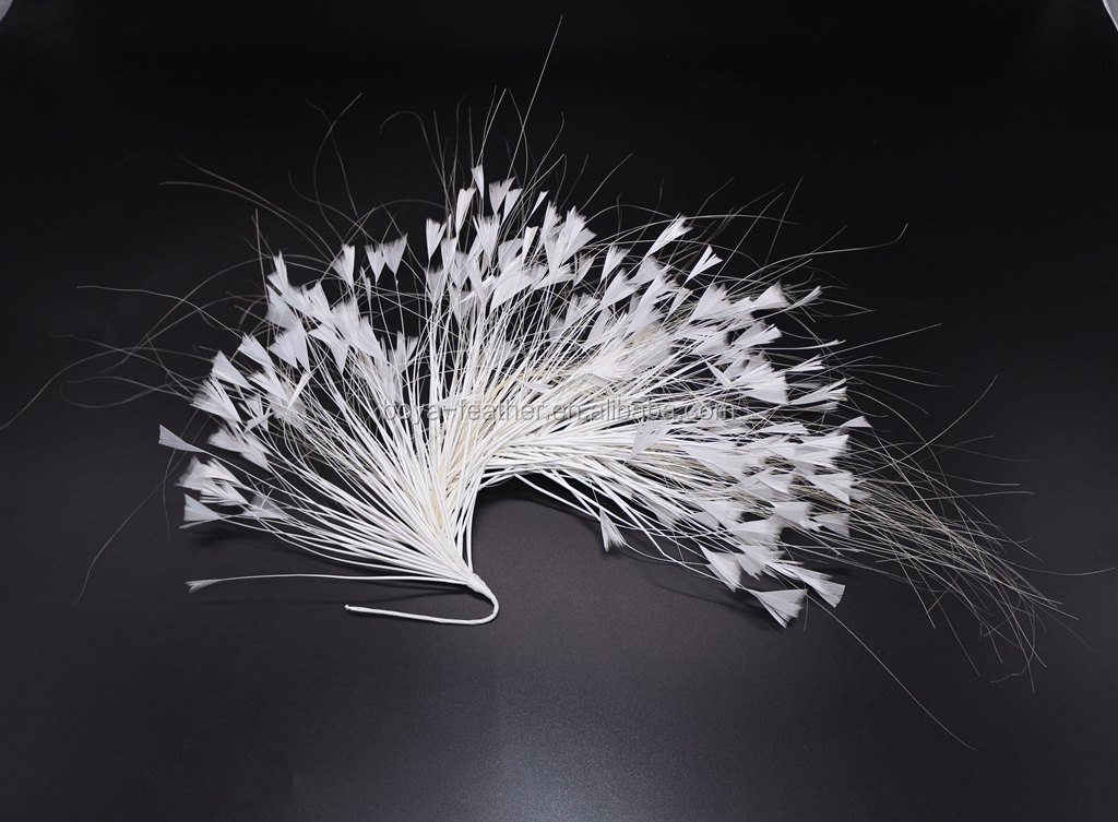 Create Stunning Party Decorations with a Dyed Goose Feather Tree and Wire Accessory
