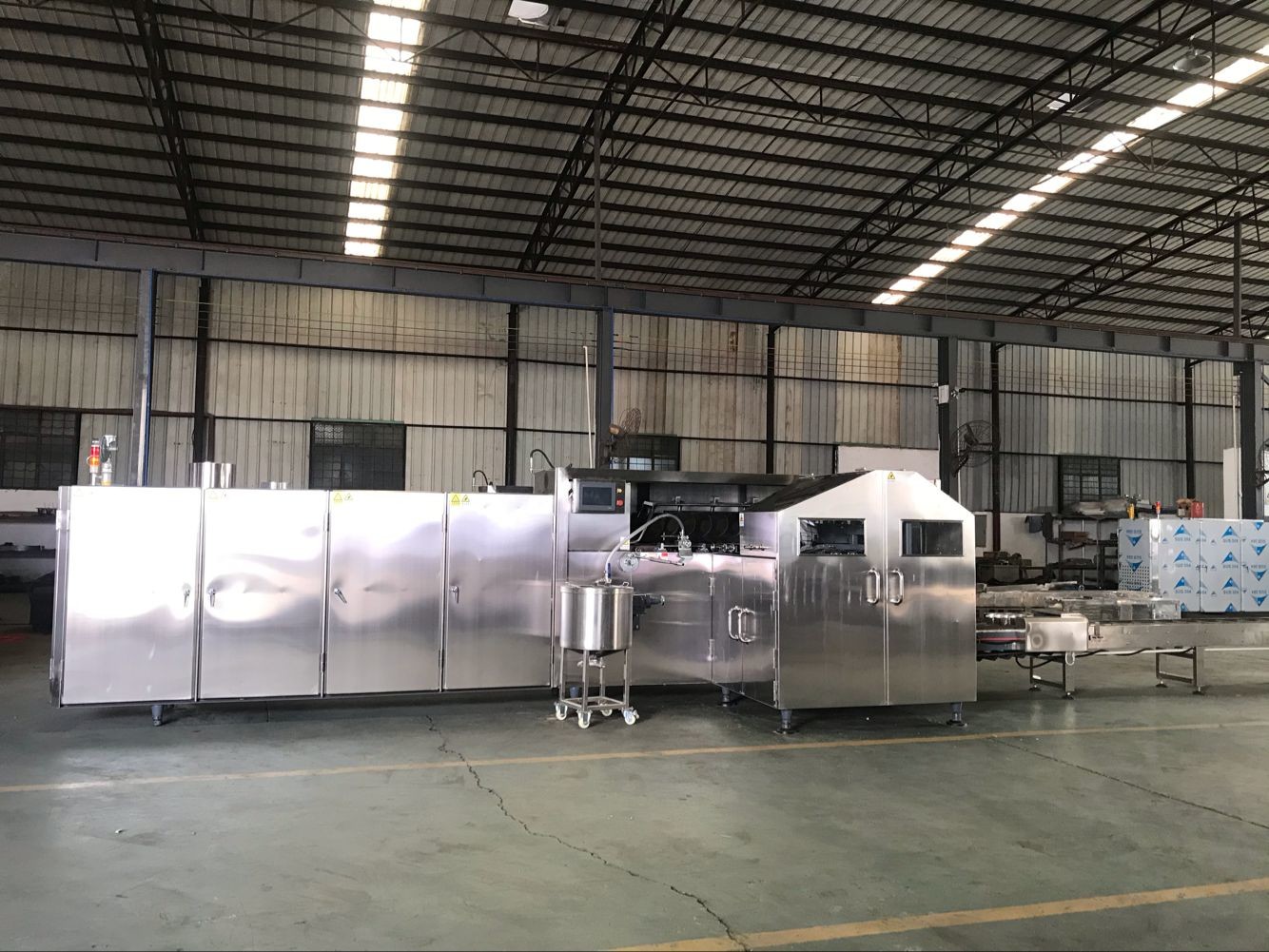 L8.7xW2.1xH2M 10kg/h Ice Cream Cone Making Machine