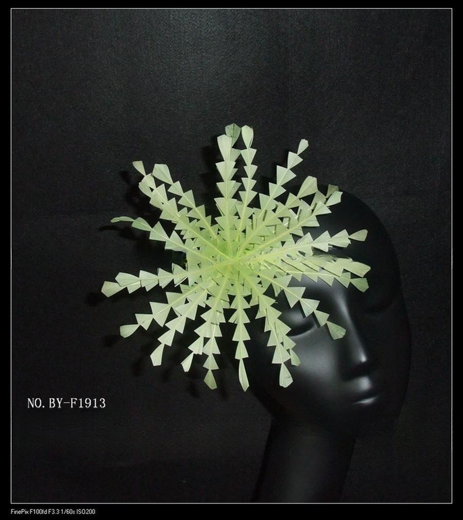20*30 cm Striped Goose Flower Mount with Wire Accessory featuring Chicken Feather