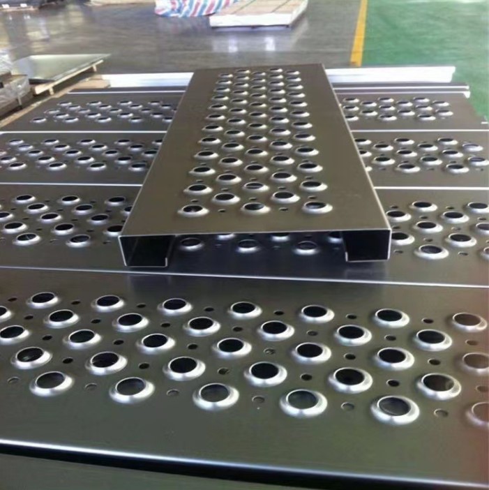 Walkway Catwalk Grip Strut Perforated Safety Grating Plank