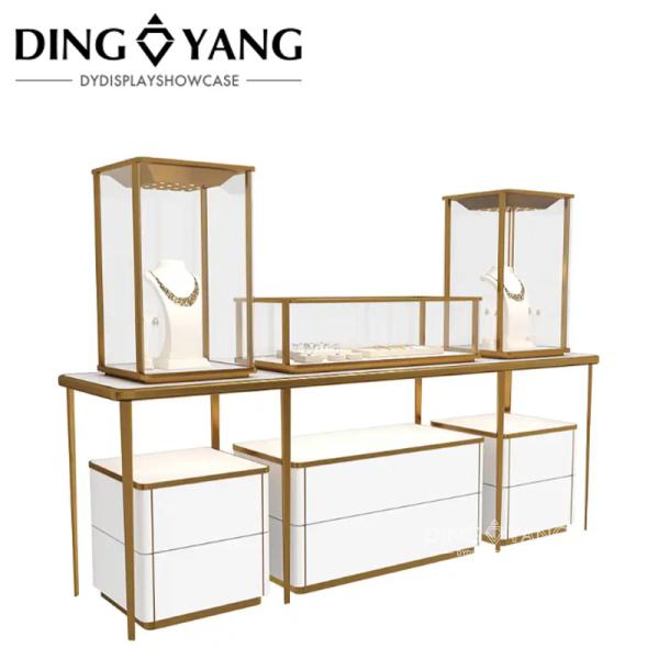 Modern Fashion Style Glass Luxury Upscale Jewellery Shop Showcase With Low Power