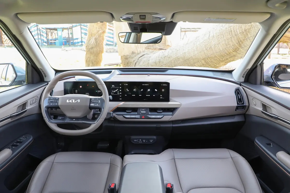 KIA EV5 2023 TOP BEST BLUE SUVenergy vehicle with Wheel base mm 2750 and Customers