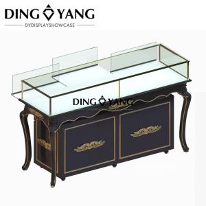 China Custom Jewelry Displays Showcase Boutique European Style Beautiful Appearance wholesale