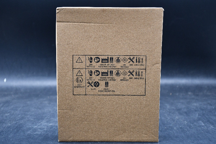 Siemens - Digital I/O Module, 147 x 25 x 129 mm, Digital, Transistor, SIMATIC ET 200S, 24 V DC, SIMATIC
