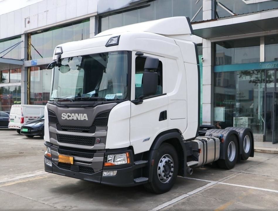 Mercedes Actros Mercedes Heavy Truck 530 HP 4X2 Tractor driving safety