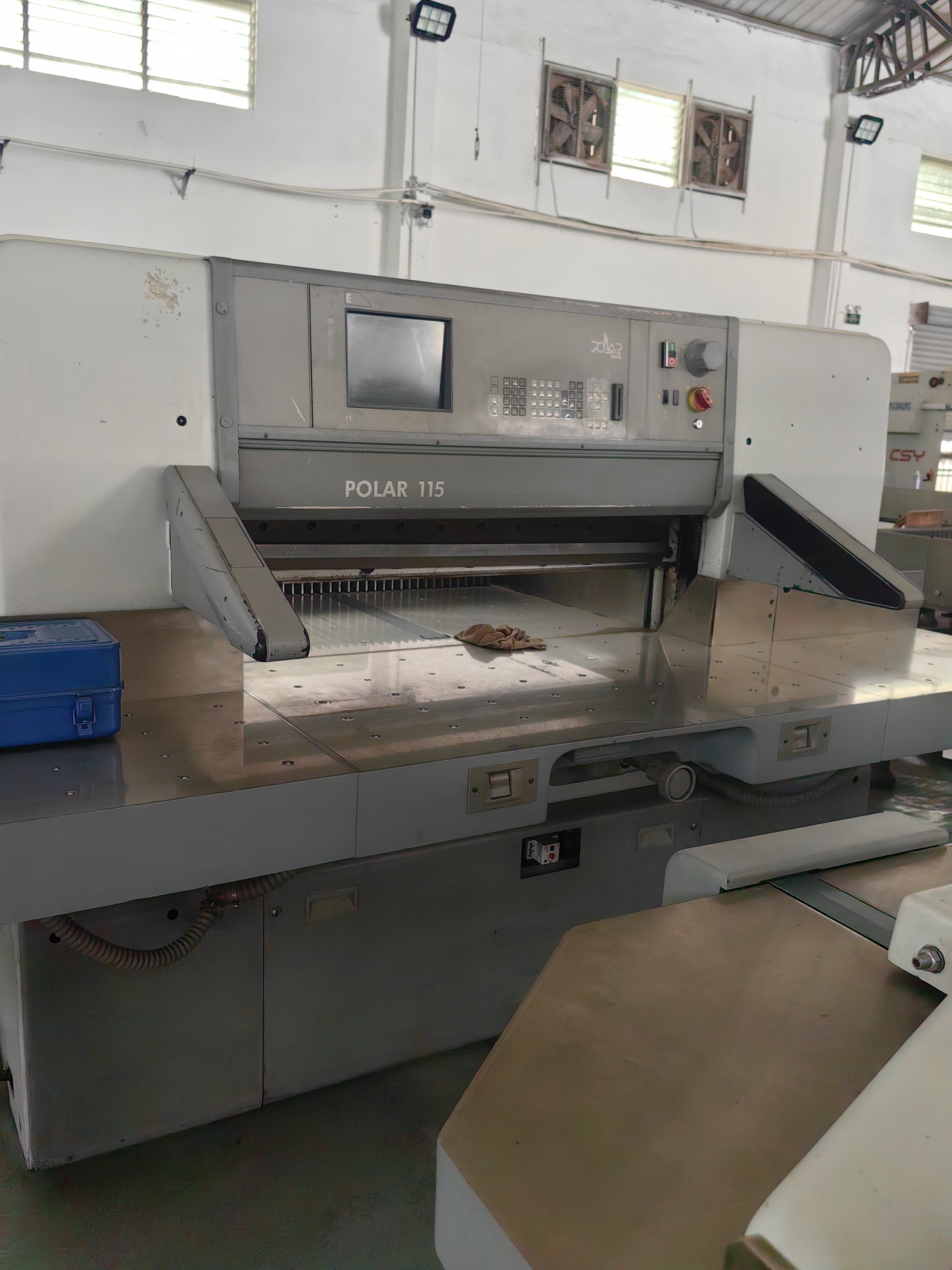 Guillotine Knife Cutting Machine 115E Polar Guillotine Paper Cutter With Computerized Control