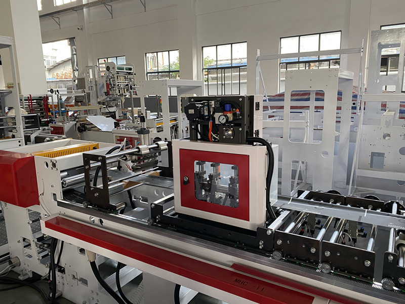 Sanitary Napkin Euro Bag Making Machine