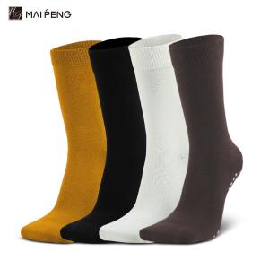 China Cotton Anti Slip Crew Grip Socks Embroidered Pilates Yoga Socks wholesale