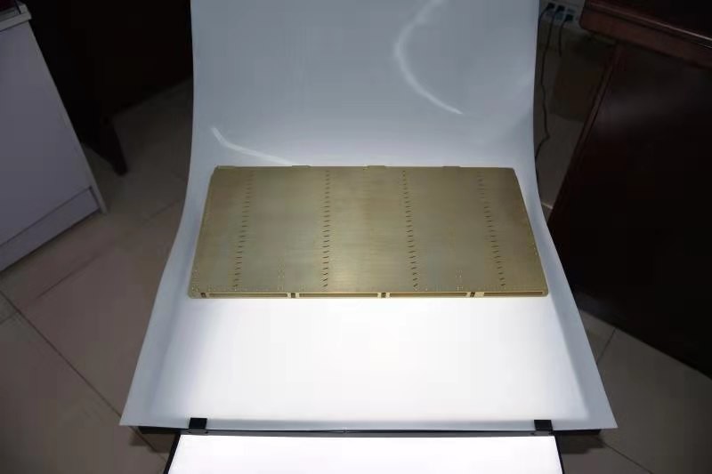 Flat Panel 28GHz 24GHz Active Array Antenna 64 Element Multi Beam Earth Coverage Beamformer Ground Station