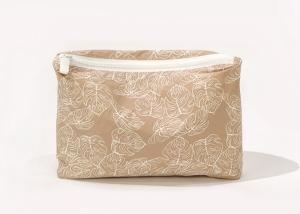 China Travel Beach Zipper Cosmetic Dupont Paper Bag wholesale
