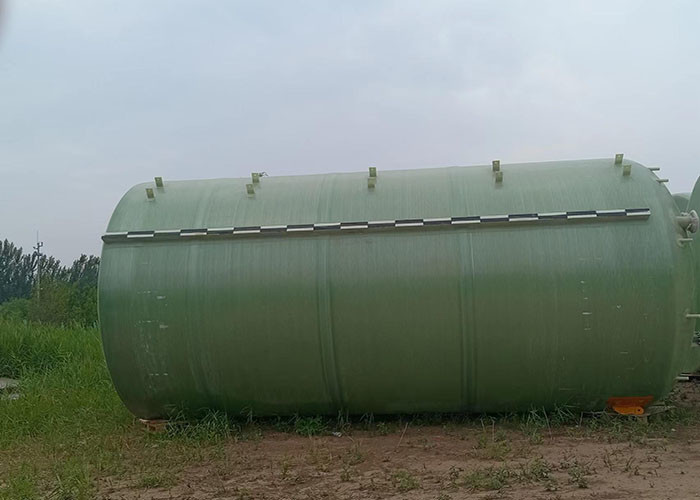 Cylindrical Frp Vertical Mixing Tank Liquid Alkali Resistant Harmless Treatment