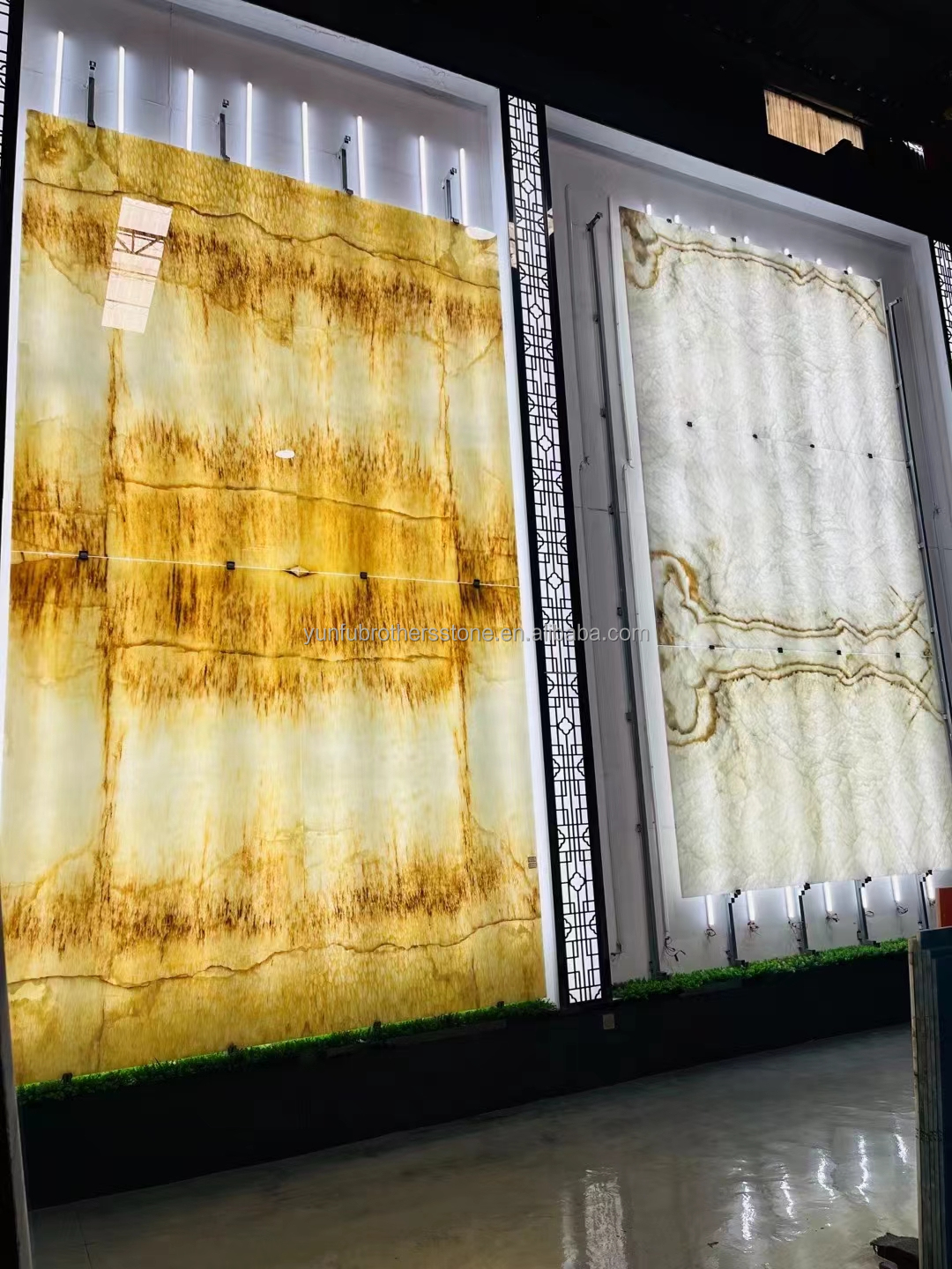 Modern White Onyx Marble Wall Bookmatched Slabs for Custom Natural Stone Decoration