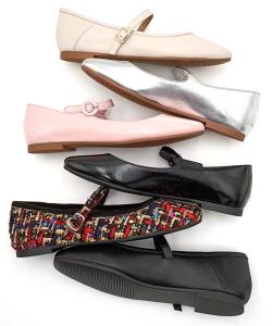 China Open Toe Womens Flat Sandals , Leather Flat Sandals Comfortable wholesale