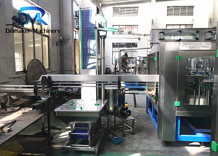 8 Filling Heads Water Bottling Machine / Plastic Bottle Packaging Machine