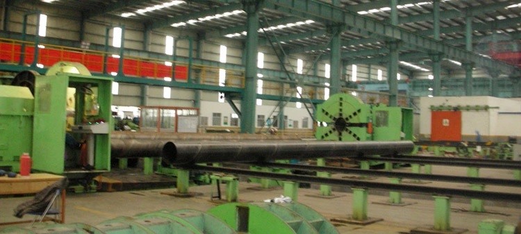 CNC Pipe End Chamfering Machine , Green Color Heavy Duty Steel Pipe Beveler