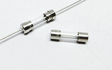 China Cylindrical Glass Fuse Tubes 15A 250V Glass Fuse Industrial Grade on sale