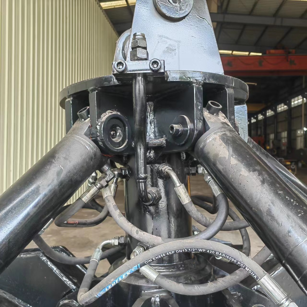 Hydraulic Excavator Scrap Grapple For Dock Renewable Resources Recycling